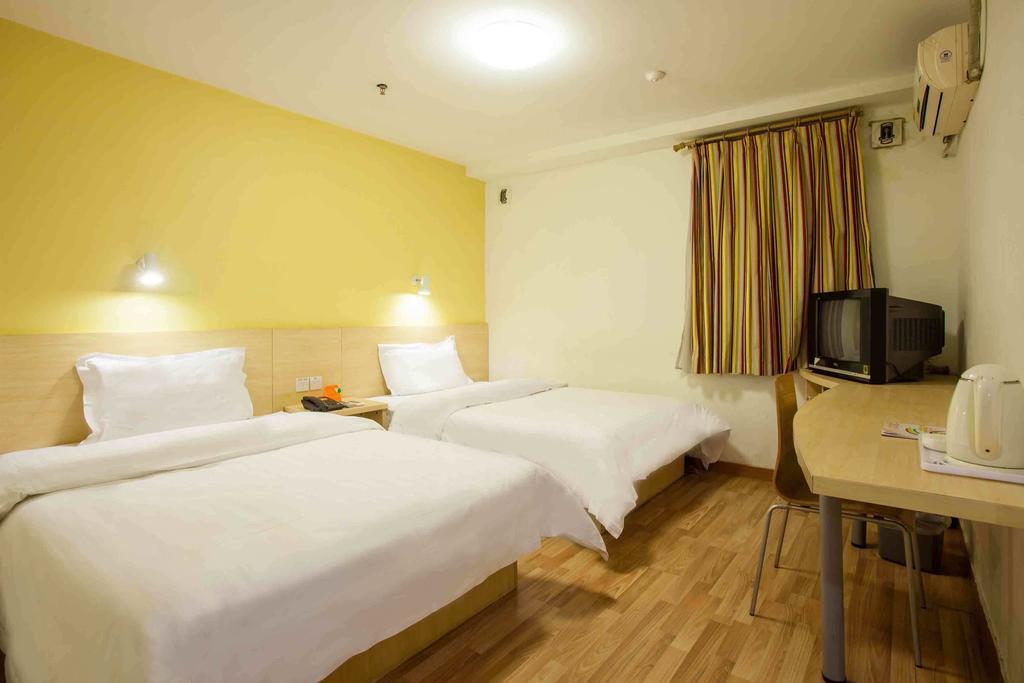 7Days Inn Dali Railway Station Zimmer foto